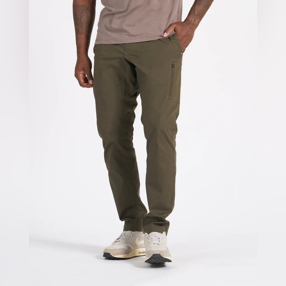 Vuori Men’s Ripstop Climber DuraTerra Pants in Dark Oregano Green, Size XL